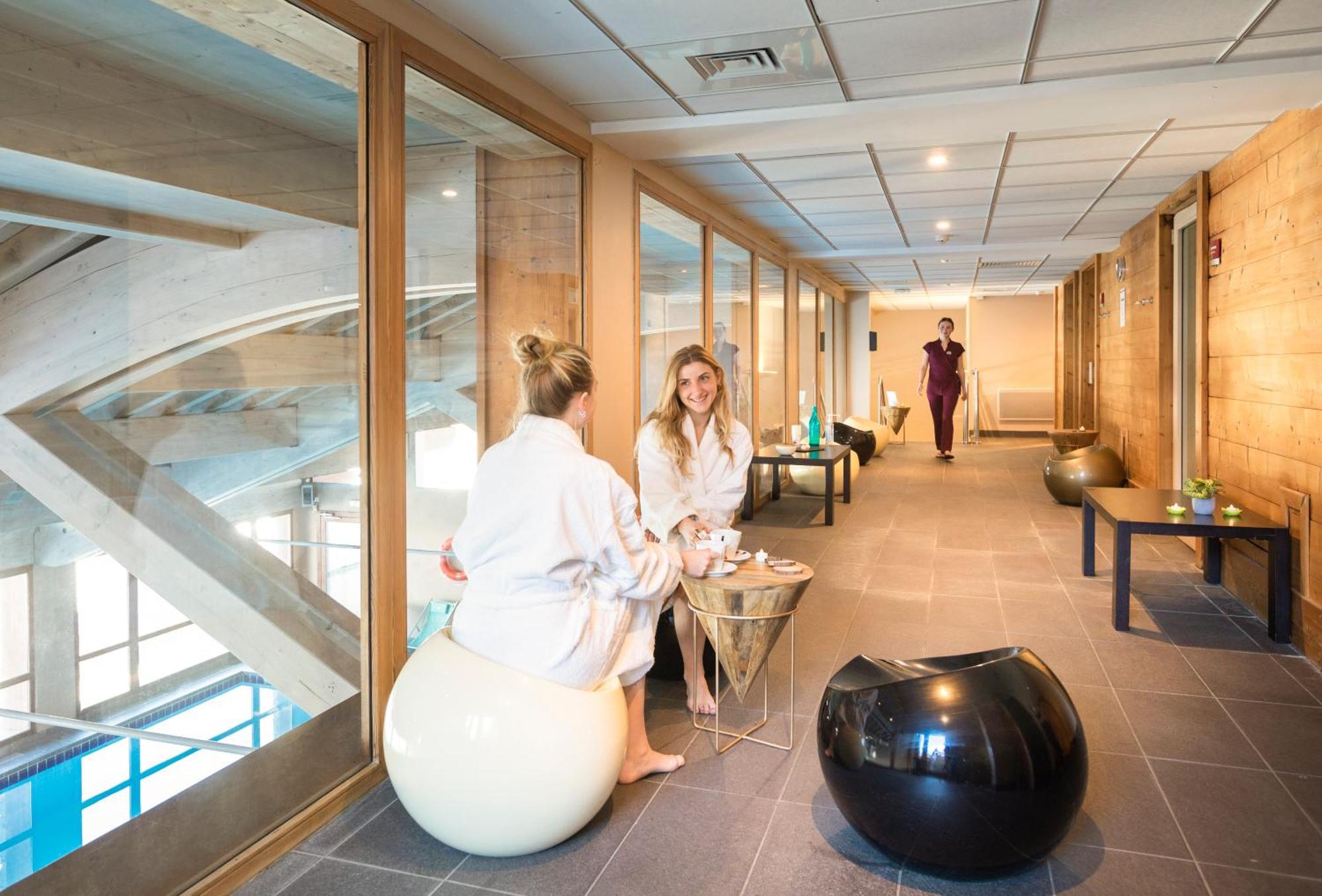 Hotel Club Mmv Les 2 Domaines La Plagne Luaran gambar